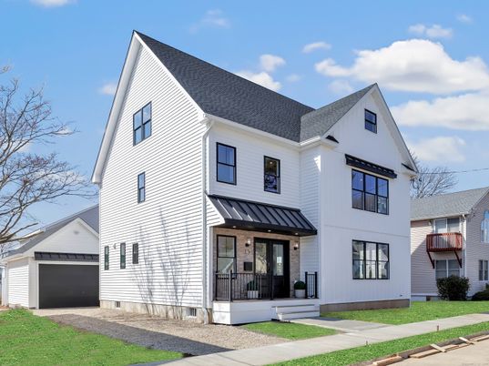 Detached Garage, Exterior, Facade, Farmhouse