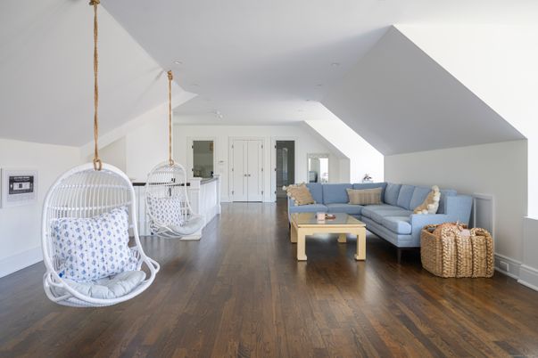 Interior, Living room, Pendant Lights, Recessed Lighting, Wood Texture Flooring