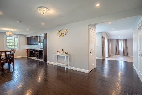 Chandelier, Dining room, Interior, Kitchen, Recessed Lighting, Wood Texture Flooring