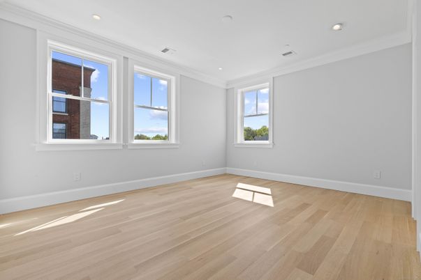 Empty room, Interior, Recessed Lighting, Wood Texture Flooring
