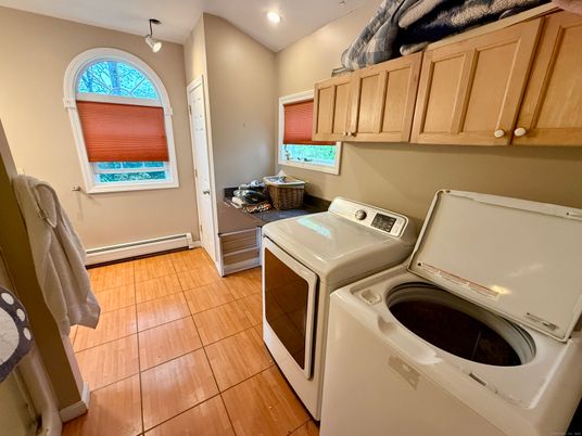 Interior, Recessed Lighting, Washer