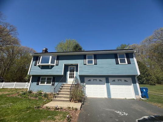 Attached, Exterior, Facade, Raised Ranch