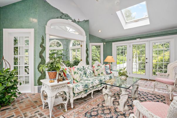 Interior, Recessed Lighting, Sun Room