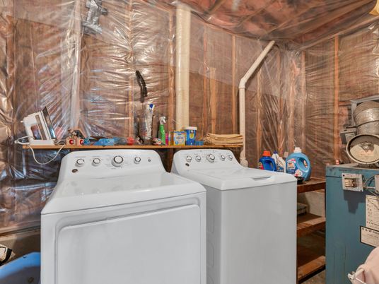 Interior, Utility Closets, Washer