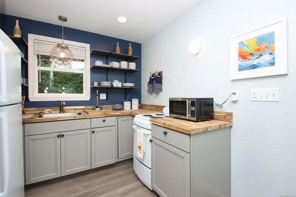 Interior, Kitchen, Pendant Lights, Recessed Lighting, Wood Texture Flooring