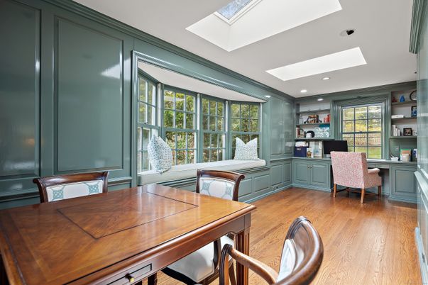 Home Office, Interior, Recessed Lighting, Wood Texture Flooring