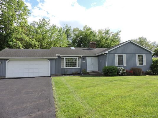 Attached, Backyard, Exterior, Facade, Ranch