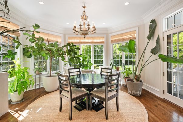 Chandelier, Dining room, Interior, Recessed Lighting, Wood Texture Flooring