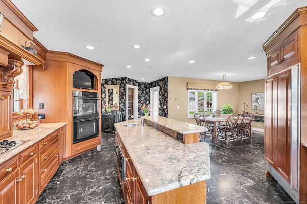 Chandelier, Dining room, Interior, Kitchen, Recessed Lighting