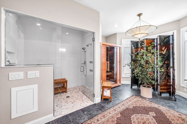 Bathroom, Glass Shower, Interior, Pendant Lights, Recessed Lighting