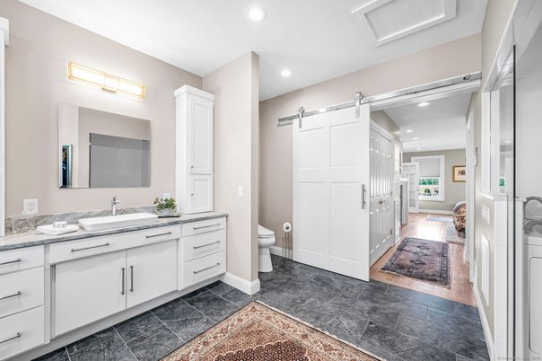 Bathroom, Dual Sink Vanities, Interior, Recessed Lighting