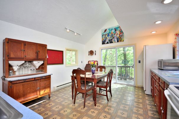 Dining room, Interior, Kitchen, Recessed Lighting
