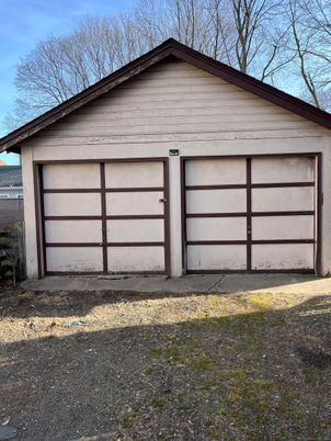 Detached Garage, Exterior