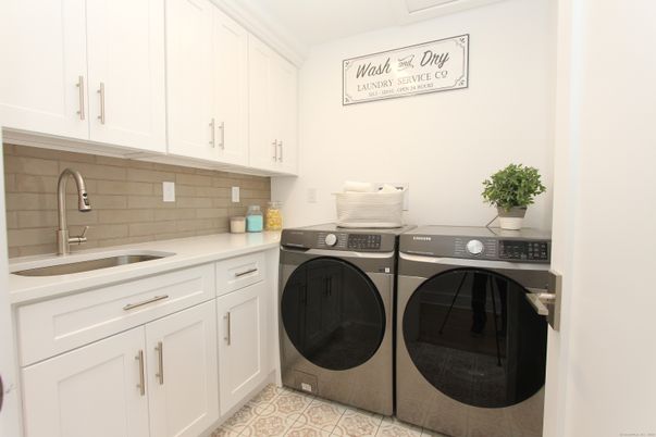Interior, Washer