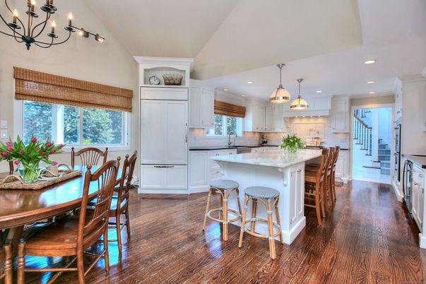 Dining room, Interior, Kitchen, Pendant Lights, Recessed Lighting, Stainless Steel Appliances, Wood Texture Flooring