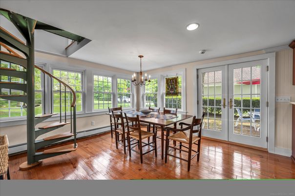 Chandelier, Dining room, Interior, Recessed Lighting, Wood Texture Flooring