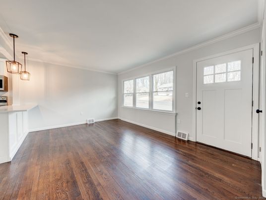 Empty room, Interior, Pendant Lights, Wood Texture Flooring
