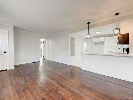 Interior, Kitchen, Pendant Lights, Wood Texture Flooring