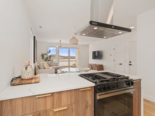 Chandelier, Interior, Kitchen, Living room, Pendant Lights, Recessed Lighting, Water, Wood Texture Flooring