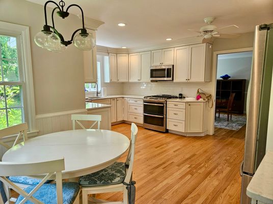 Dining room, Interior, Kitchen, Recessed Lighting, Stainless Steel Appliances, Wood Texture Flooring