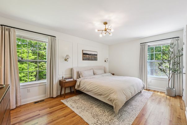 Bedroom, Interior, Pendant Lights, Wood Texture Flooring