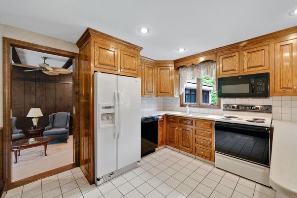 Interior, Kitchen, Recessed Lighting
