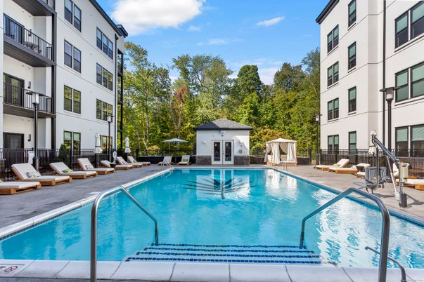 Exterior, Pool