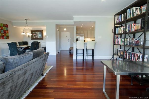Dining room, Interior, Kitchen, Pendant Lights, Recessed Lighting, Wood Texture Flooring
