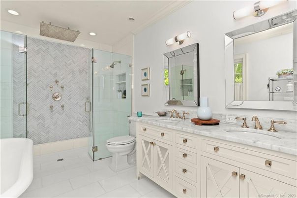 Bathroom, Dual Sink Vanities, Glass Shower, Interior, Recessed Lighting