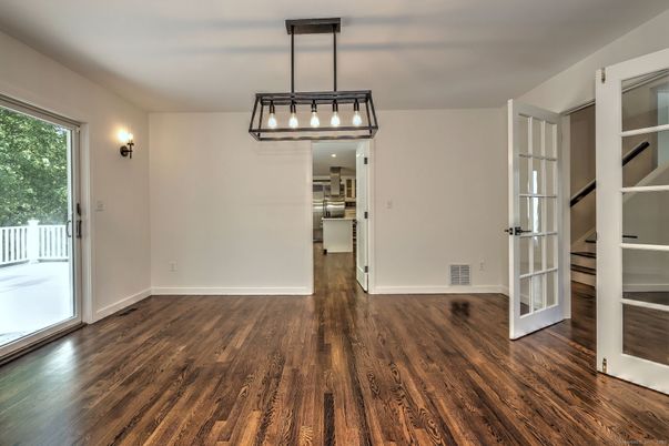 Empty room, Interior, Pendant Lights, Wood Texture Flooring