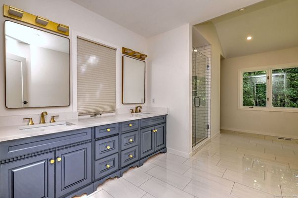 Bathroom, Dual Sink Vanities, Glass Shower, Interior, Recessed Lighting