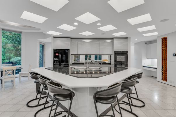 Dining room, Interior, Kitchen, Recessed Lighting