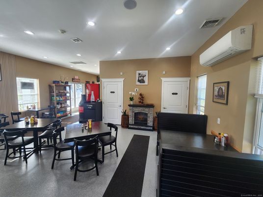 Dining room, Fireplace, Interior, Recessed Lighting