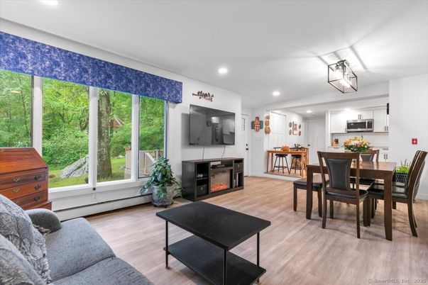 Dining room, Interior, Kitchen, Recessed Lighting, Wood Texture Flooring