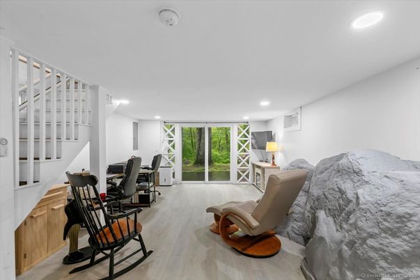 Interior, Recessed Lighting, Wood Texture Flooring