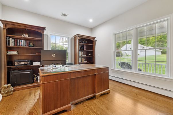 Home Office, Interior, Recessed Lighting, Wood Texture Flooring
