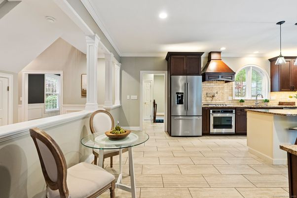 Interior, Kitchen, Pendant Lights, Recessed Lighting, Stainless Steel Appliances
