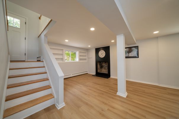 Interior, Recessed Lighting, Wood Texture Flooring