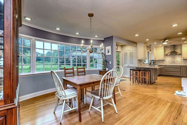 Dining room, Interior, Kitchen, Pendant Lights, Recessed Lighting, Wood Texture Flooring
