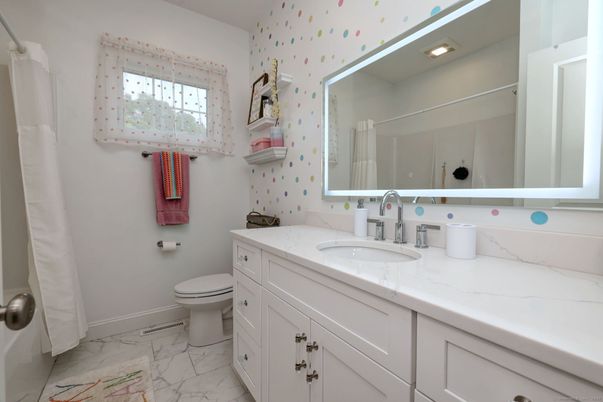 Bathroom, Dual Sink Vanities, Interior, Marble