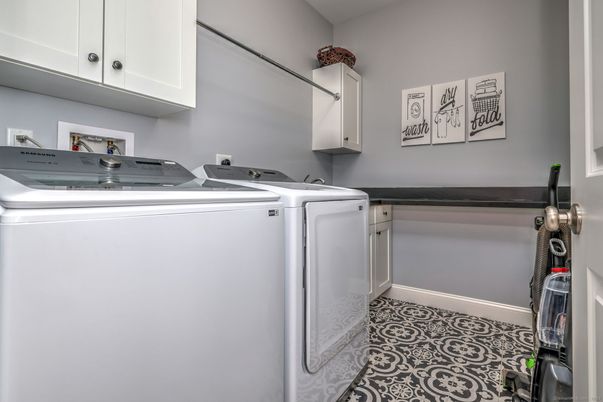 Interior, Washer