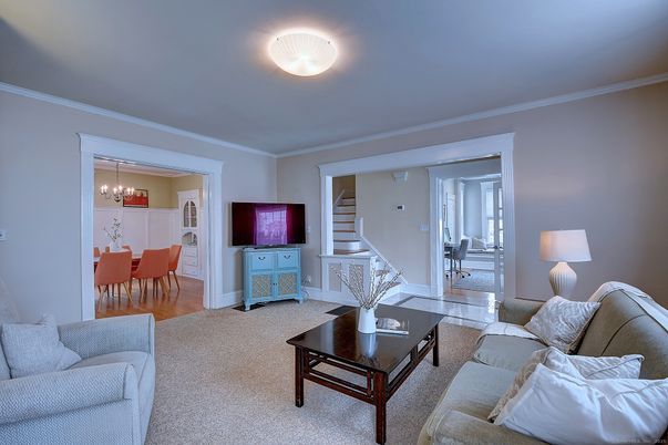 Chandelier, Dining room, Interior, Living room, Wood Texture Flooring