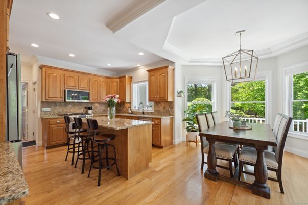Dining room, Interior, Kitchen, Pendant Lights, Recessed Lighting, Wood Texture Flooring