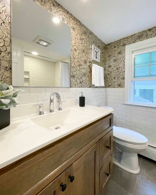 Bathroom, Interior, Recessed Lighting