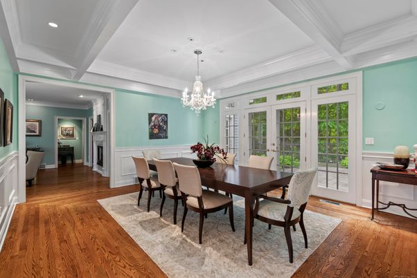 Chandelier, Dining room, Fireplace, Interior, Recessed Lighting, Wood Texture Flooring