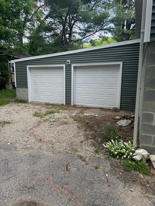 Detached Garage, Exterior