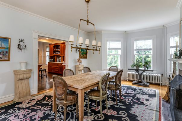 Chandelier, Dining room, Fireplace, Interior, Wood Texture Flooring