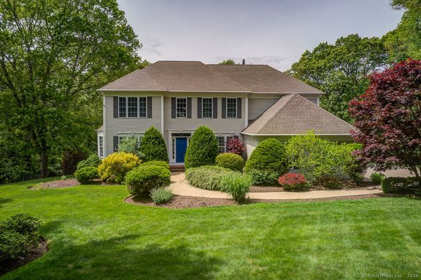 Attached, Backyard, Exterior, Facade, Georgian