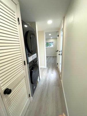 Interior, Recessed Lighting, Utility Closets, Washer, Wood Texture Flooring