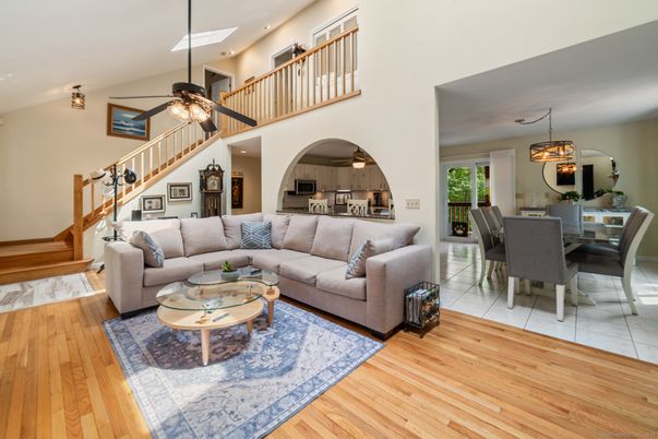 Dining room, Interior, Kitchen, Living room, Pendant Lights, Recessed Lighting, Wood Texture Flooring